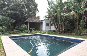 Garden Cottage in Richmond nr Melville