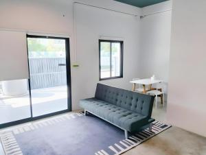 Yellow Place Sukhumvit 2 - BTS Nana xPro