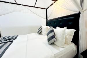 O2 Villas-Weligama