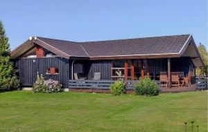 Stunning Home In Humble With Sauna