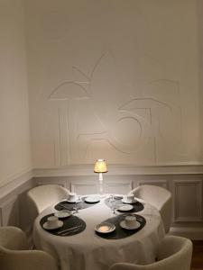 Hotels Hotel Val De Loire : photos des chambres