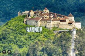 Travelers 15 min poiana brasov or bran castel ,5 min dino park rasnov