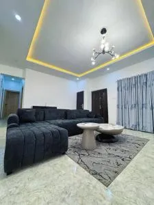 Agijon shortlet - Kado