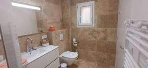 B&B / Chambres d'hotes Chambre d-hote Centre Ville Bandol : photos des chambres