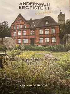 back to school (rote Schule) - أندرناخ