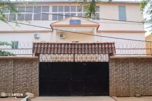 Hospedaria Blue Lotus - Camama