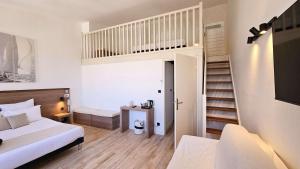 Hotels Hotel du Port : photos des chambres