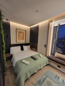 Square 21 Studio Apartments