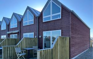 2 Bedroom Awesome Home In Glesborg