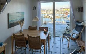 2 Bedroom Awesome Home In Glesborg
