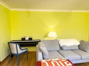 Hog Plum Apartment, Ground Floor, Centre Child Okeford