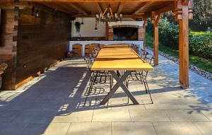 Nice Home In Druzilovec