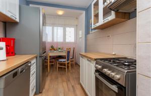 2 Bedroom Awesome Apartment In Rijeka 