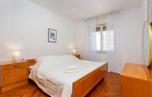 2 Bedroom Awesome Apartment In Rijeka 