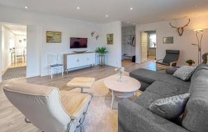 Gorgeous Home In Eslöv With Wifi