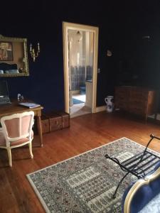 B&B / Chambres d'hotes LE CHATEAU Ste MARIE : Chambre Double - Vue sur Jardin