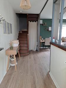 Jolie maison de ville avec un extérieur au calme - Les Dragons de la Chamoiserie NIORT