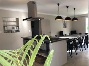 Villas Beautiful Provencal Villa With Private Pool : photos des chambres