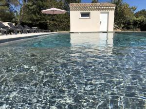Villas Beautiful Provencal Villa With Private Pool : photos des chambres