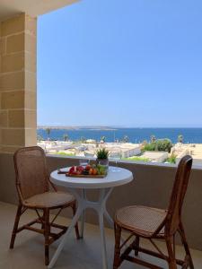 SeaBreeze Retreat with Pool & Garden