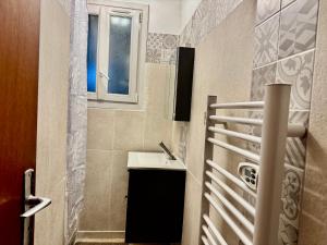 Appartements Appartement F3 de 60 m² au rez de chaussee d'une villa : photos des chambres