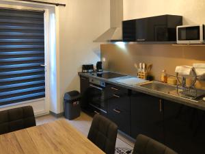 chez joseph,appartements renoves et au calme a saint-michel : Appartement 2 Chambres avec Terrasse