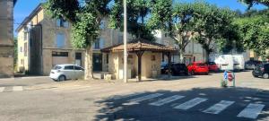 Appartements T2 climatise 40 m 2, non fumeur, borne electrique sur parking les animaux ne sont pas acceptes : photos des chambres
