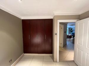 sea side at the sails