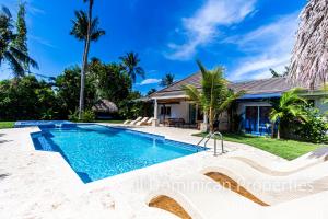 Sosua Private villa, 9 br, guest friendly, Up to 20 persons!
