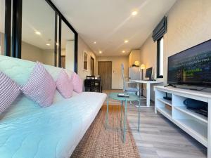 Digital Nomad Home Away With Pool & Gym