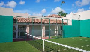 Casa con Alberca y Seguridad Garantizada