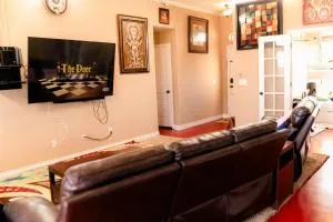 Luxury 4br home, 2 king,1 queen, 3bed, 4tv - Burkburnett