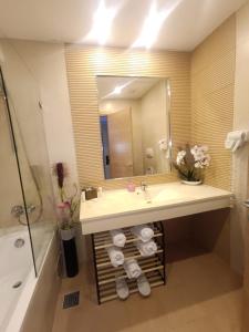 Eduard Elegance Rin Studios