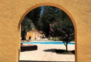 LES RESTANQUES Villa avec piscine