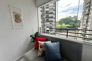 717 Studio em SP_500 m do metrô - USP e Jockey