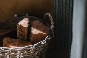 Wildacres Luxe 40 Acre Australian bush escape with private cliffs