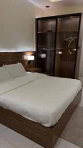 شقة فندقية بصالة وغرفة نوم "luxury apartment