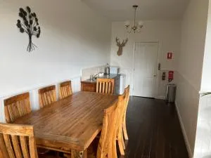 Library Cottage - Strathgordon