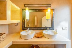 Little Riad 3 Rooms - Top emplacement 5 minuts from Place Jemaa el fna & souk