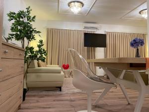 Apartman Jacuzzi Be Happy