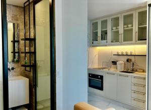 Studio completo Helbor Wide no melhor de Pinheiros SP