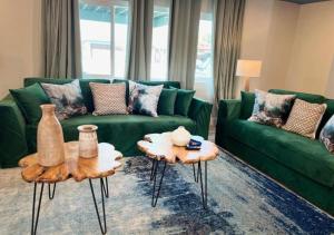 MagicwayVillas Avetar Villa - 5 Bedroom 3 Bath - Spa and Splash Pad