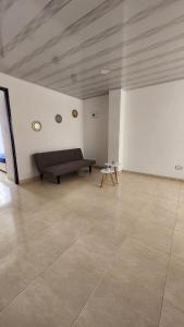 Apartamento Independiente 2 habitaciones Centro Comercial Campanario