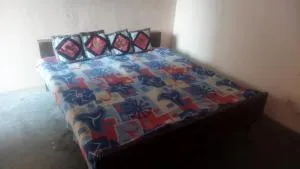 Utkarsh HomeStay in Prayagraj - Chaukhandi