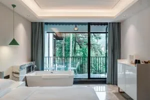 Wuyi Holiday Hotel - 武夷山