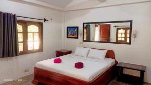 VANESSAS GARDEN Restaurant & Bungalow