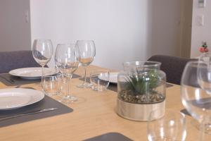 LElégance Rue dAntibes - Palais & Plages - 200 m Croisette - Parking privé - Clim - Wifi