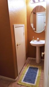 Falcon Field within mins of Gated Condo