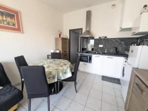 Charmant T2 pour 4 pers à 100m de la plage avec balcon - FR-1-797-61