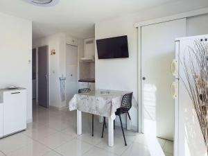 Appartement climatisé 2 pièces + cabine avec parking au cœur de Marseillan-Plage - FR-1-326-847